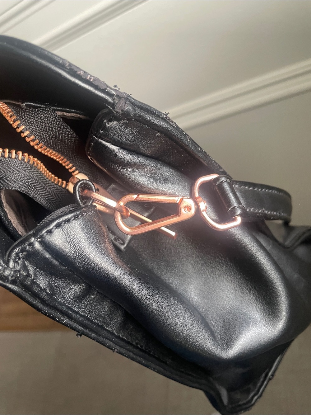 Matt & Nat smooth vegan leather Satchel bag - Picture 13 of 16